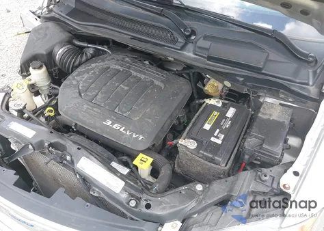 2012 Chrysler Town & Country Touring from USA, damaged, VIN 2C4RC1BG3CR188358